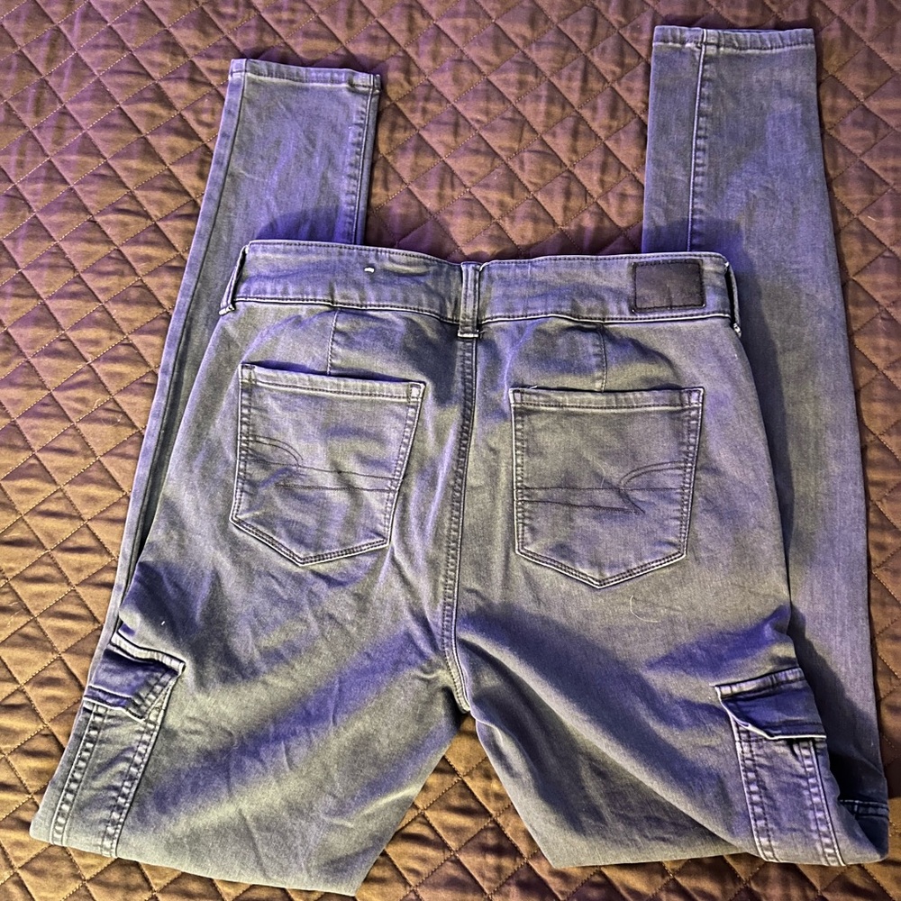 Women’’s American Eagle Relaxed Gray Jeans